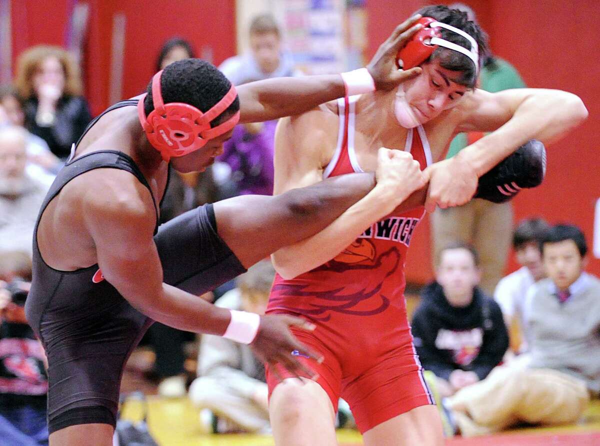 Greenwich wrestling team pins Central