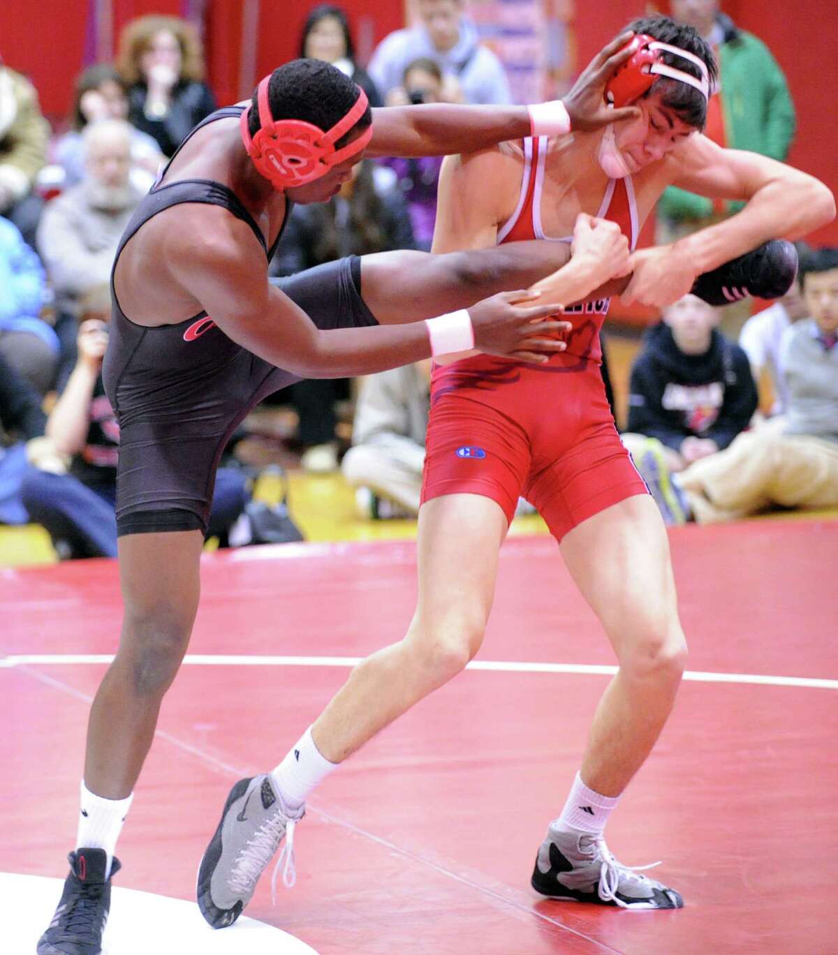 Greenwich wrestling team pins Central