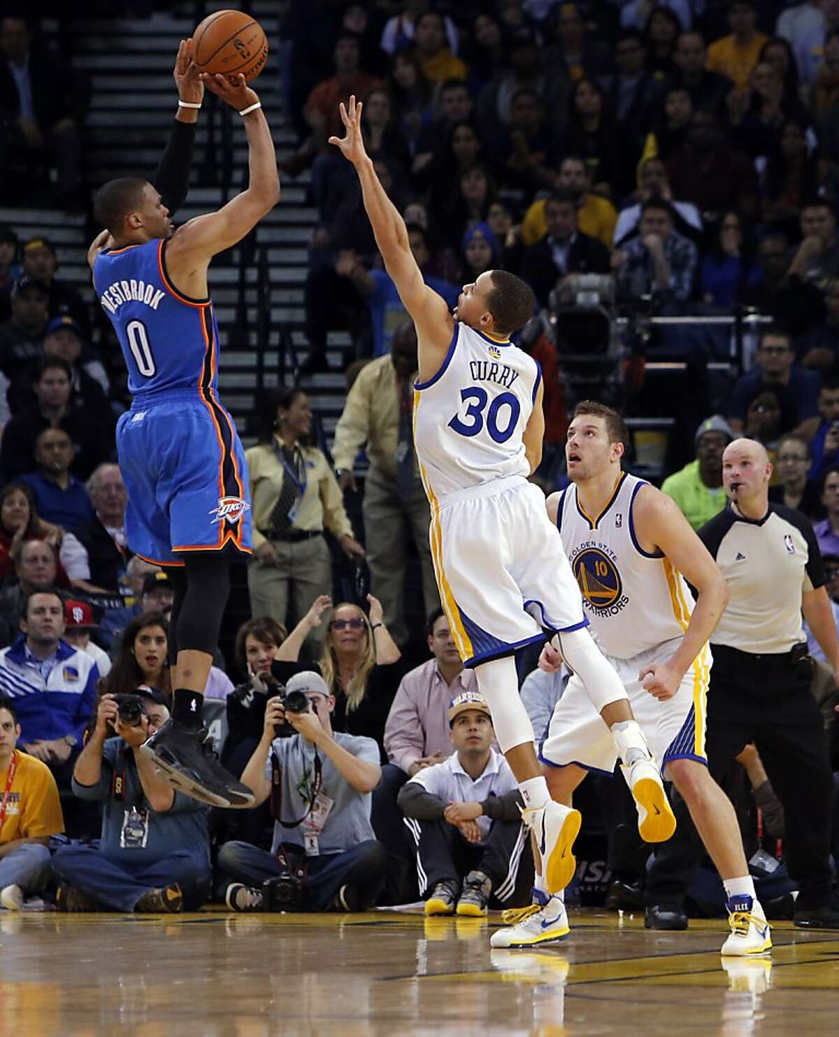 Warriors get past Oklahoma City