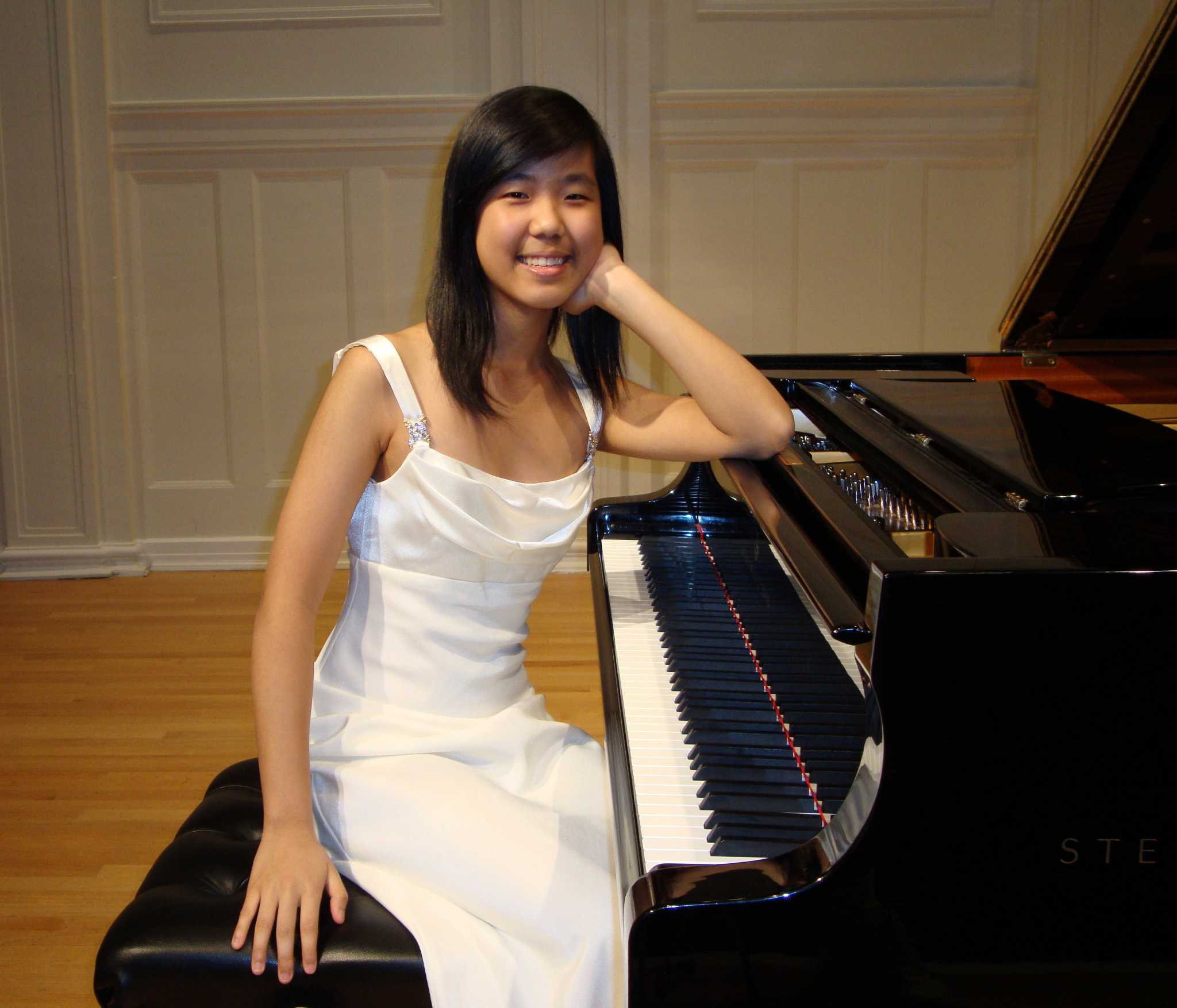 Pianist to perform at Quick Center