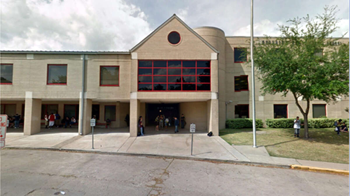 Threat Prompts Beefed up Patrols At Bellaire High