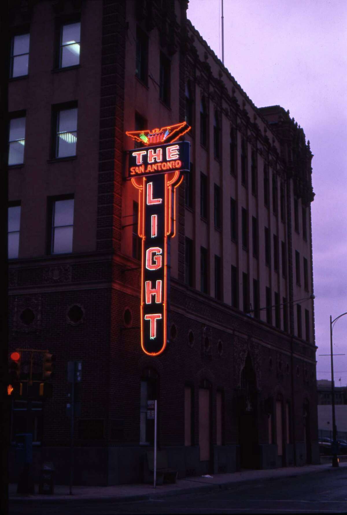 1989 photograph of the San Antonio Light building on Broadway and McCullough. The photograph was taken by former Light staff photographer James Blaylock.