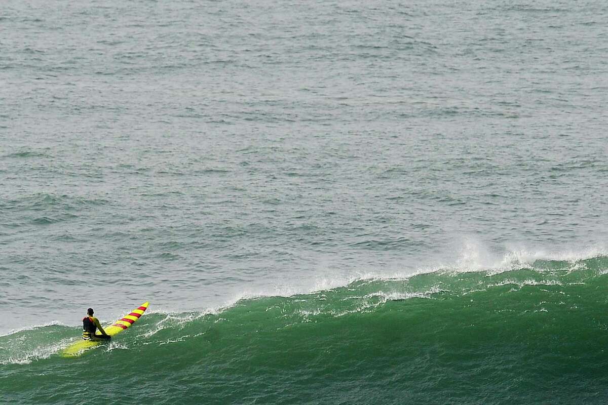 Extreme Surfer May Have Caught Record 100 Foot Wave 2420