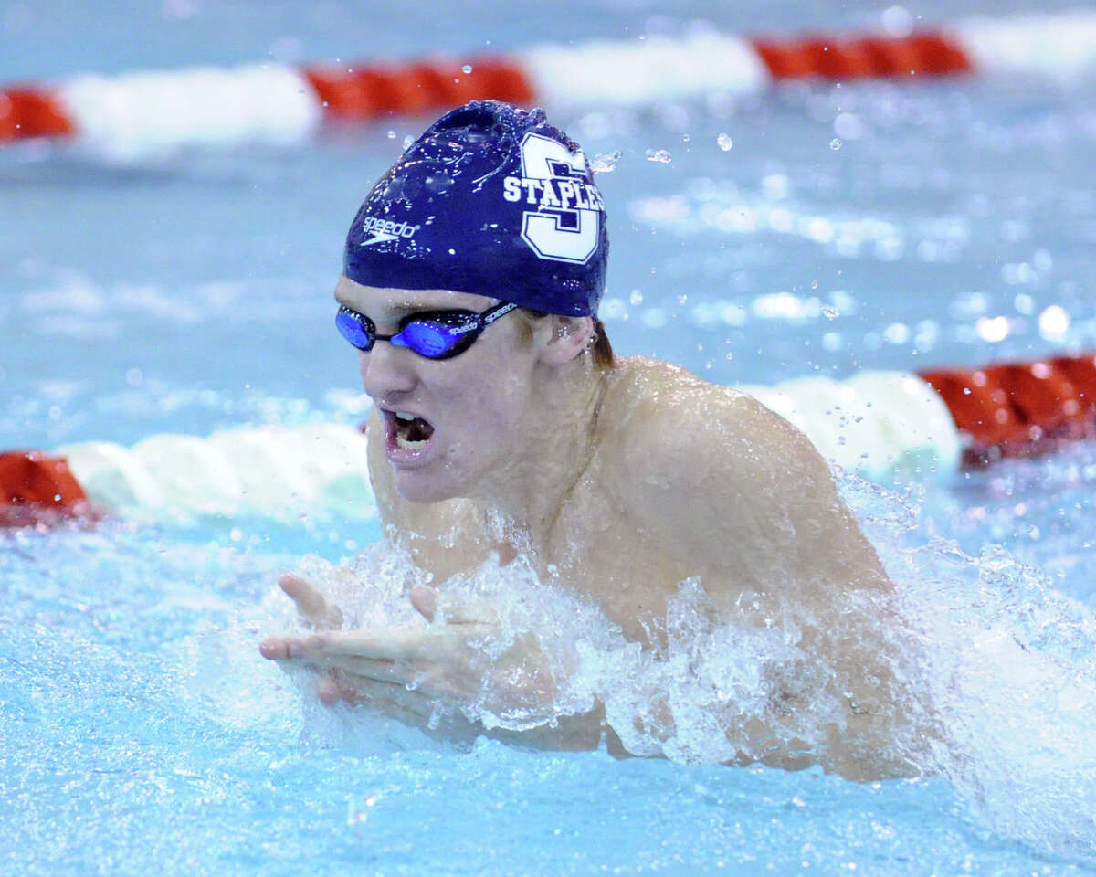 Greenwich boys swimming cruises past Staples