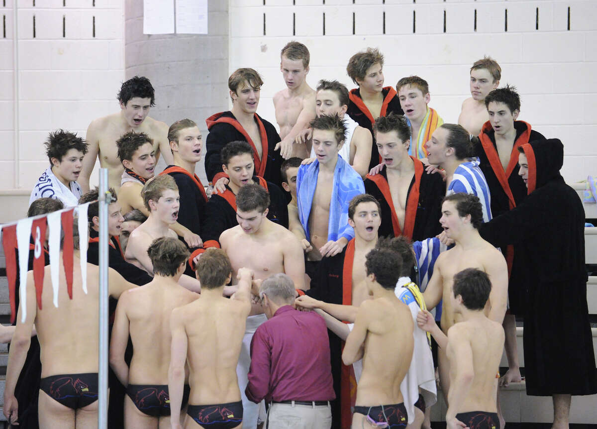 Greenwich boys swimming cruises past Staples