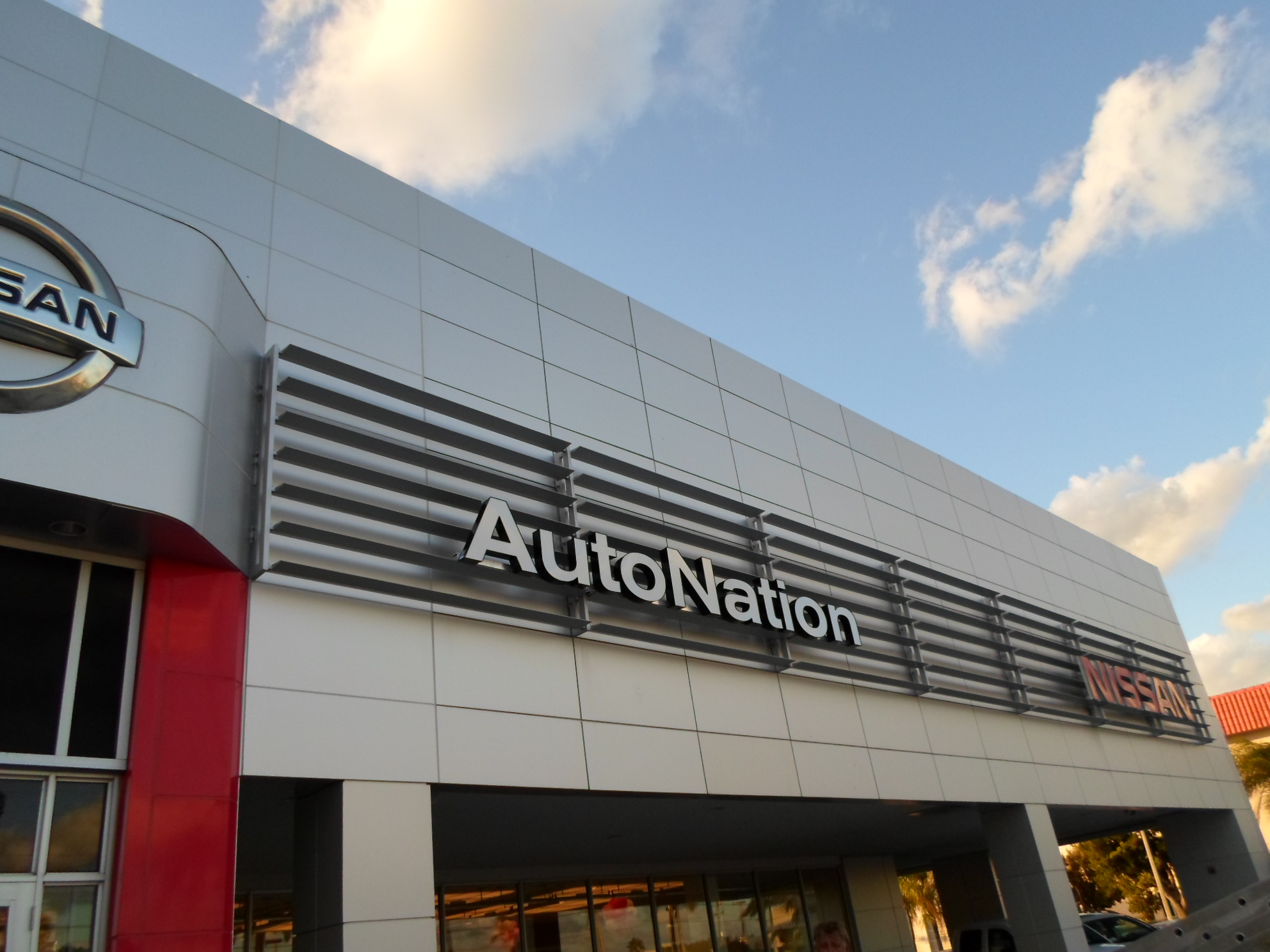 New car dealerships in Texas offer huge employment opportunities