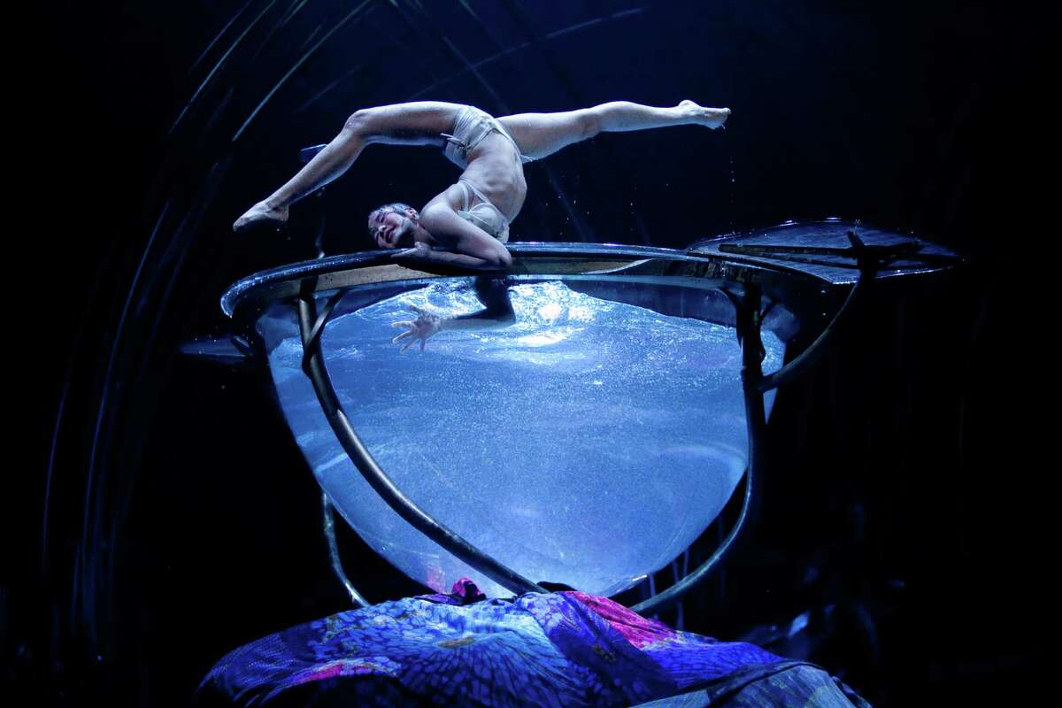 Cirque Du Soleils Amaluna At Marymoor Park 