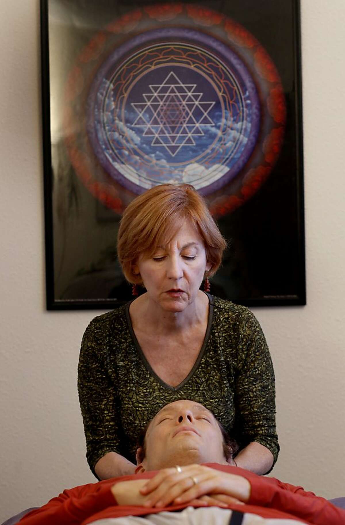 Linda Wobeskya manipulated the neck of Brian Theard during a zero balancing session. Personal trainer Linda Wobeskya is a Zero Balancing therapist in Mill Valley, Calif. Zero Balancing is a mind-body healing technique which incorporates both eastern and western wellness techniques.