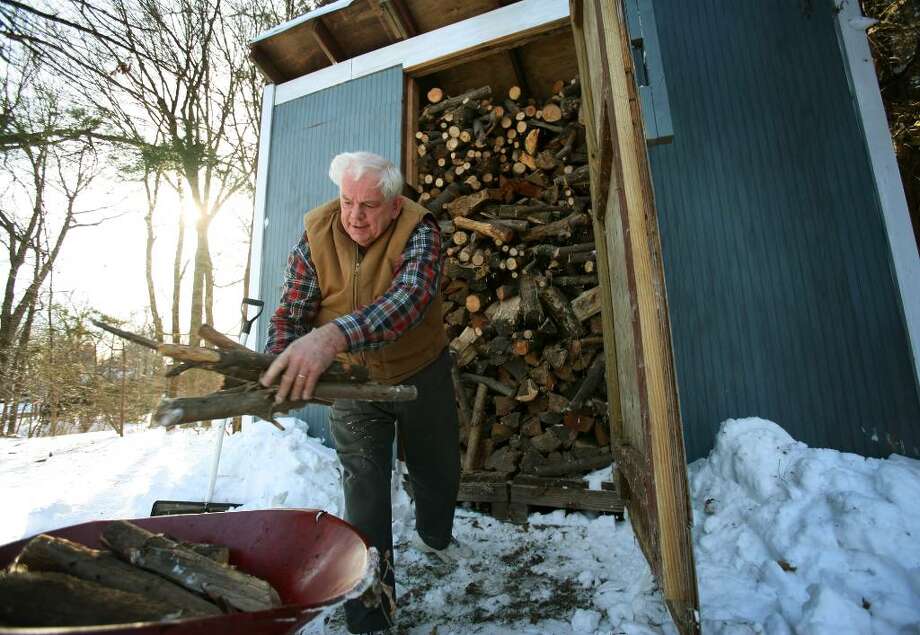 Warming with wood: cost-efficient heating or public 