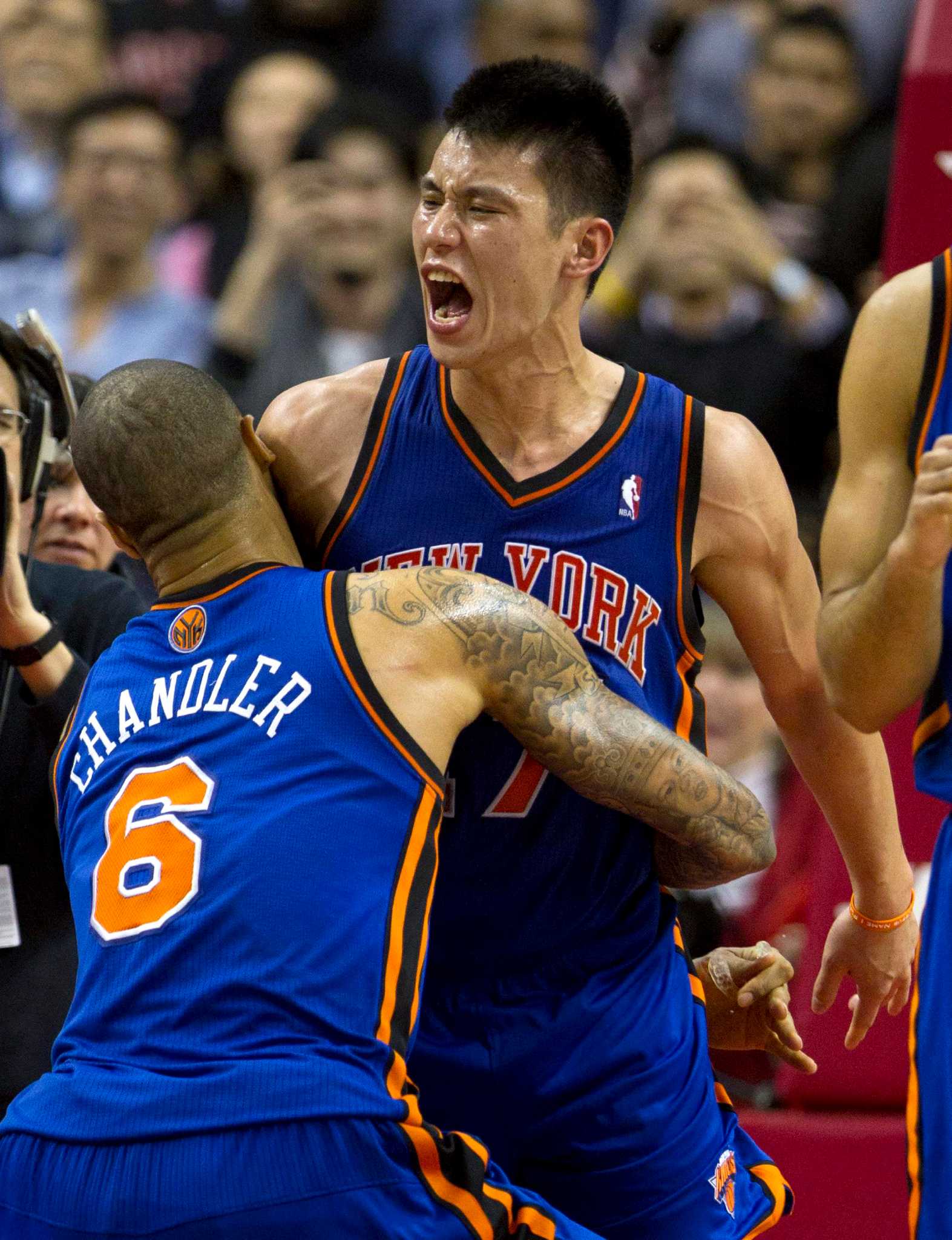 Game Used New York Knicks Salute To Service Shooting Shirt M Kemba Walker
