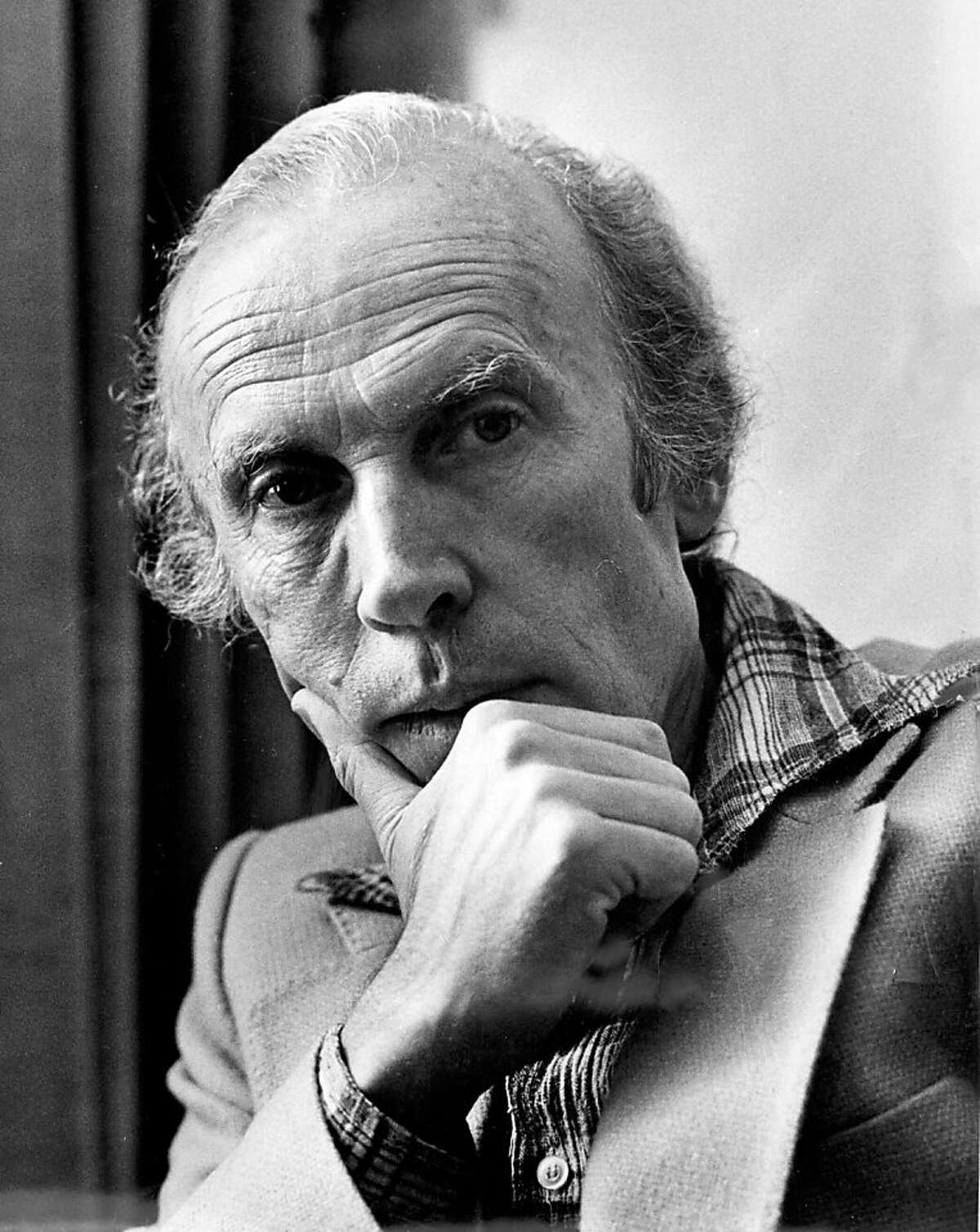 *FILE PHOTO* -- Filmmaker Eric Rohmer in 1976. Rohmer, the French critic and filmmaker who was one of the founding figures of the French New Wave and the director of more than 50 films, including the Oscar-nominated "My Night at Maud's," died on Monday, Jan. 11, 2010 in Paris. He was 89. His producer, Margaret Menegoz, confirmed his death, which took place at a Paris hospital, but provided no other details. (Tyrone Dukes/The New York Times)
