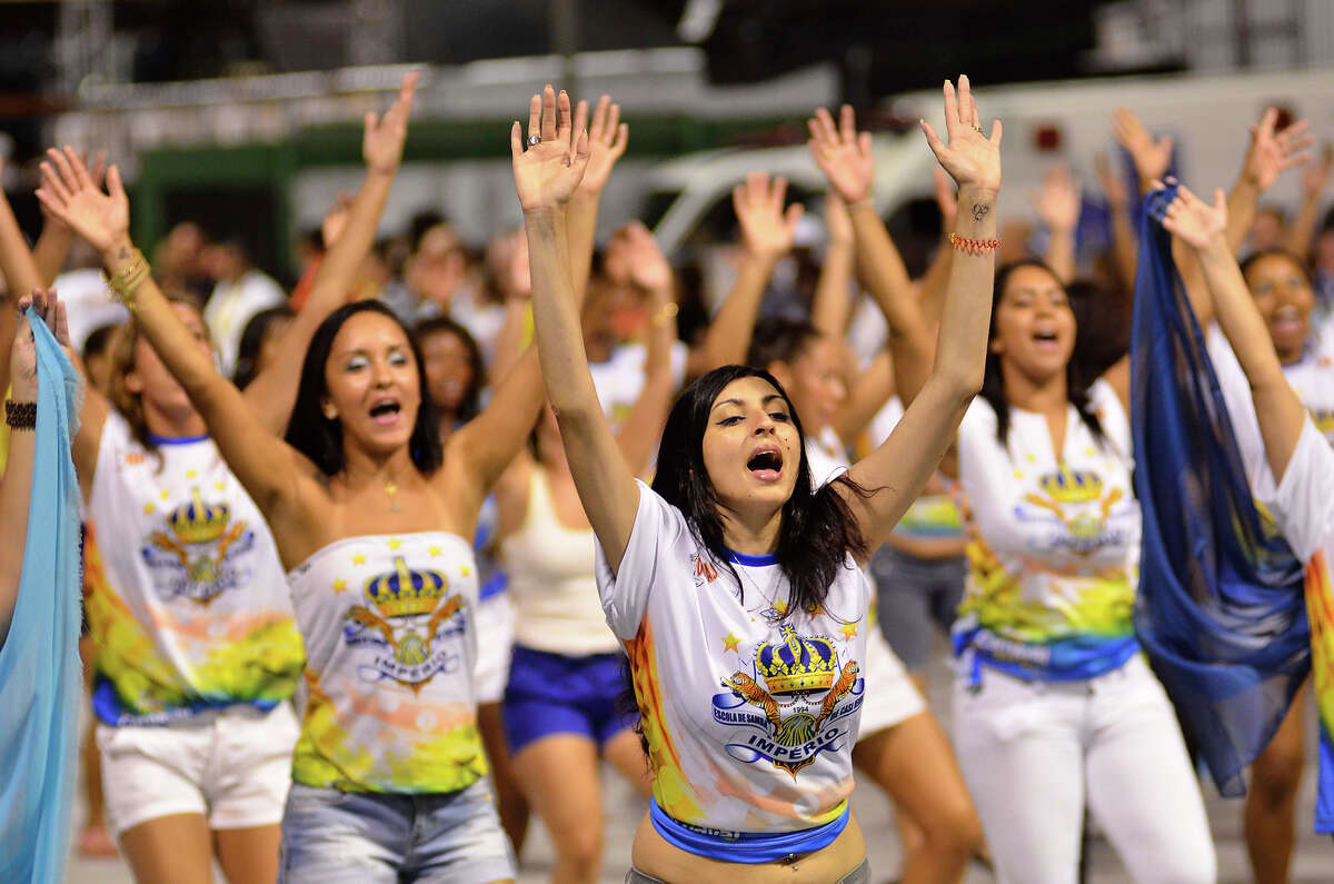 Brazil prepares for Carnival
