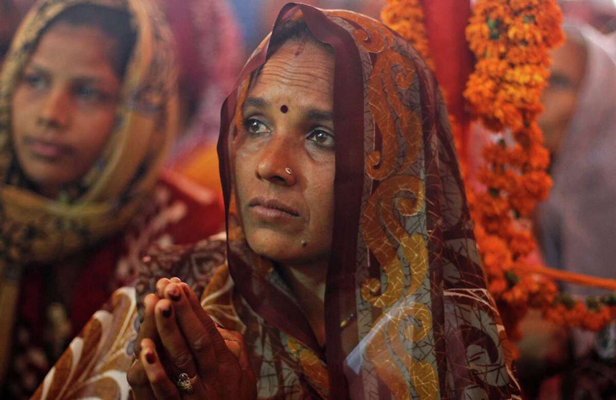 30 awesome photos of Hindu pilgrims in India