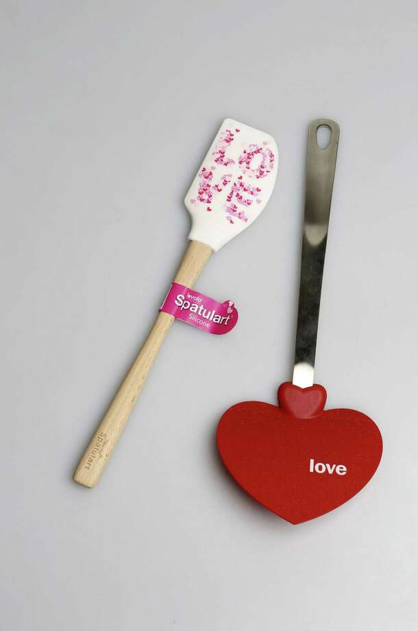 heart silicone spatula