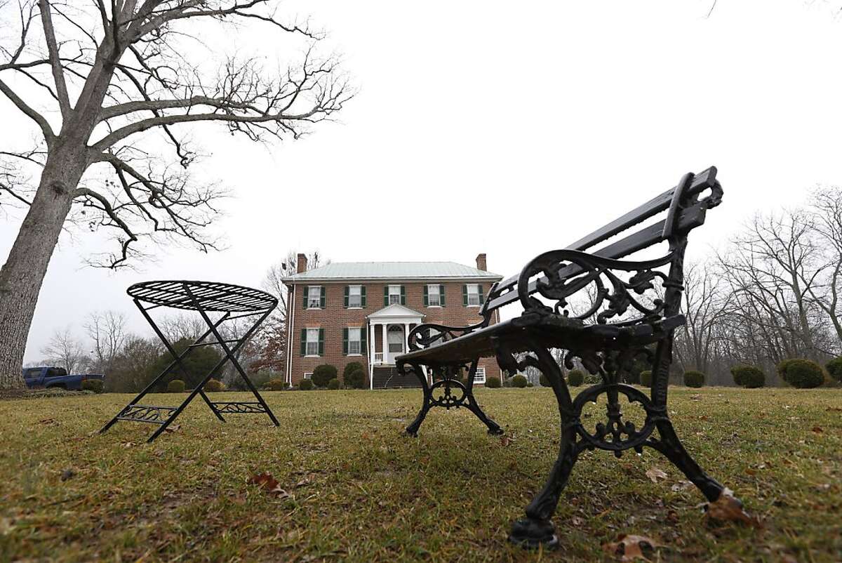 Virginia fiercely debates mining uranium