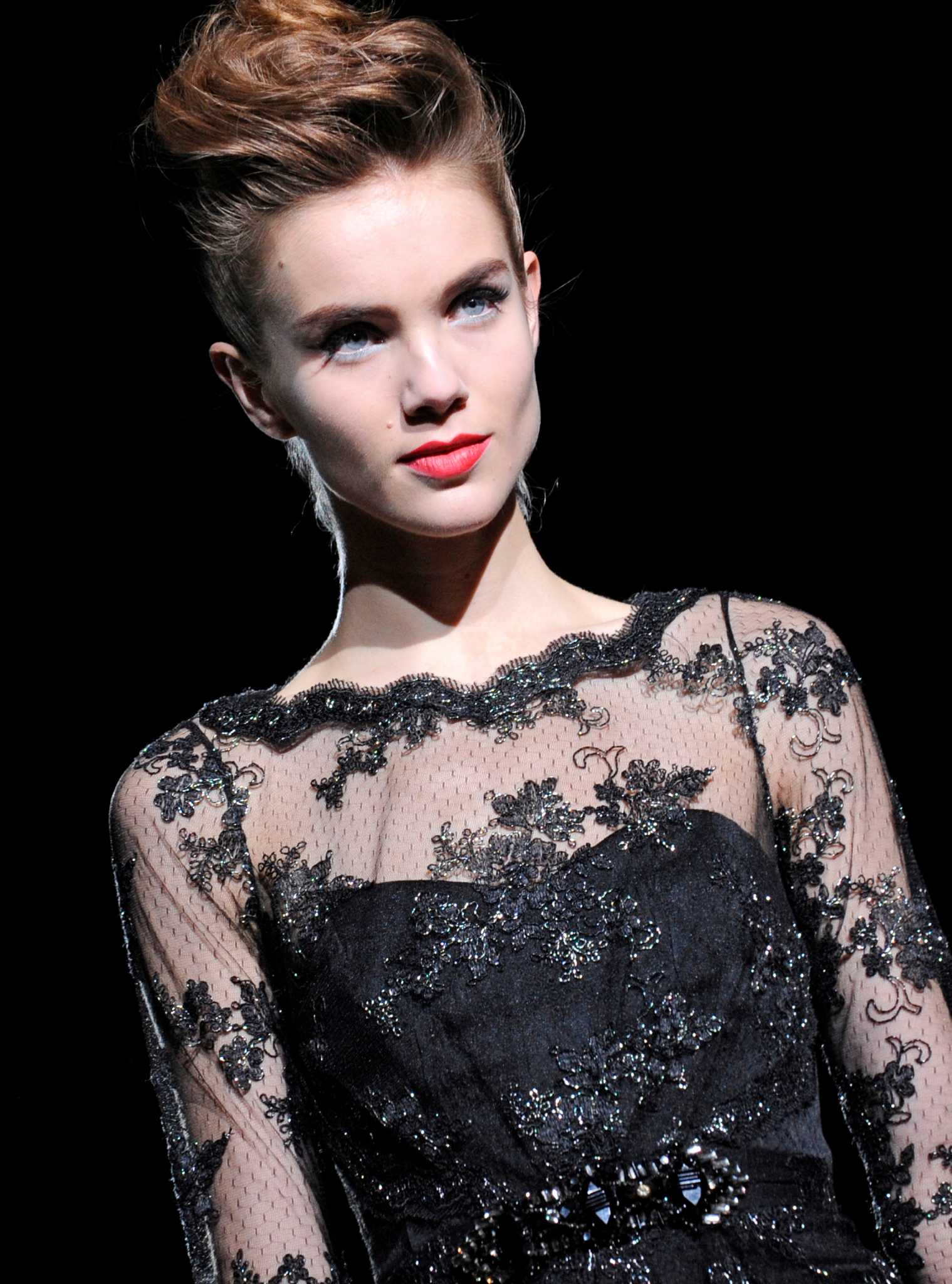 Badgley Mischka collection leans on Hollywood glam