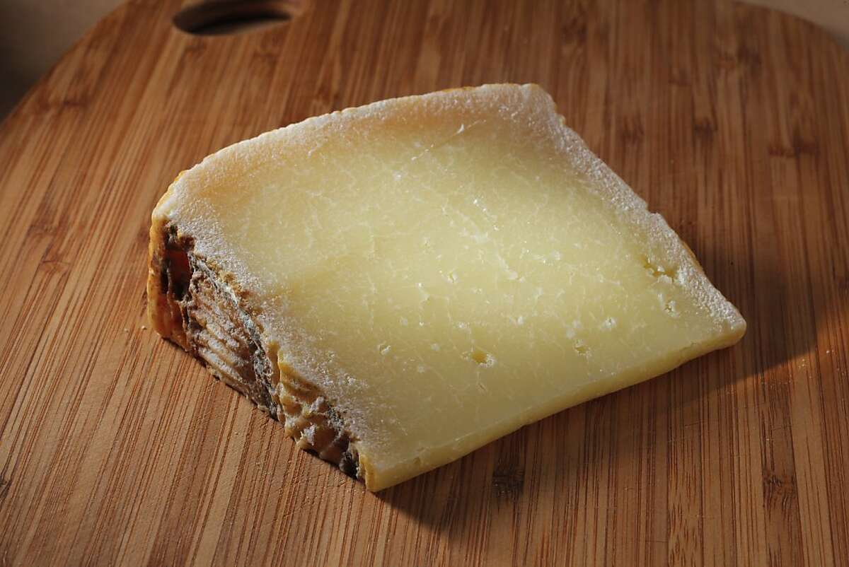 Pecorino di Filiano moist and mellow