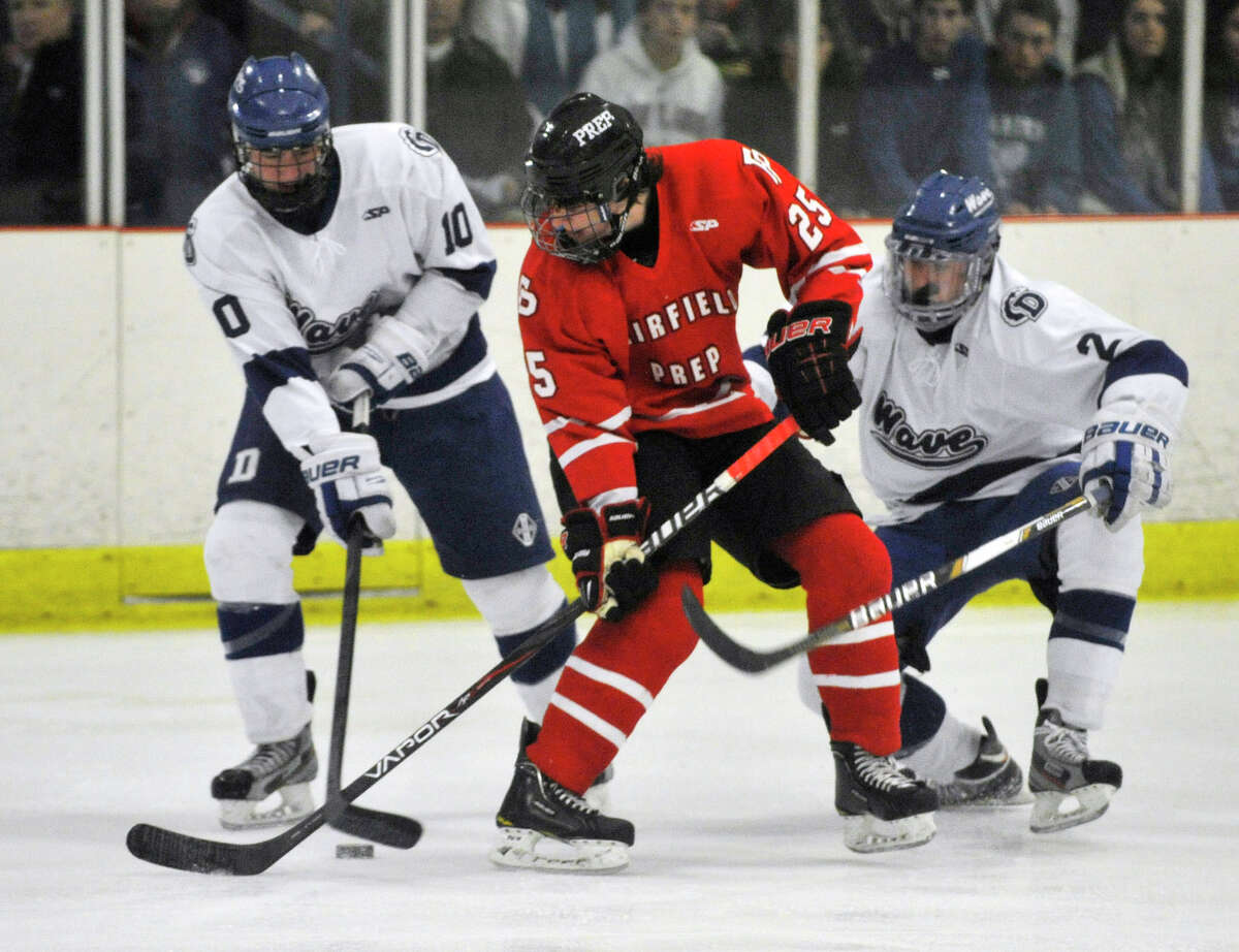 Fairfield Prep routs Darien in boys hockey showdown