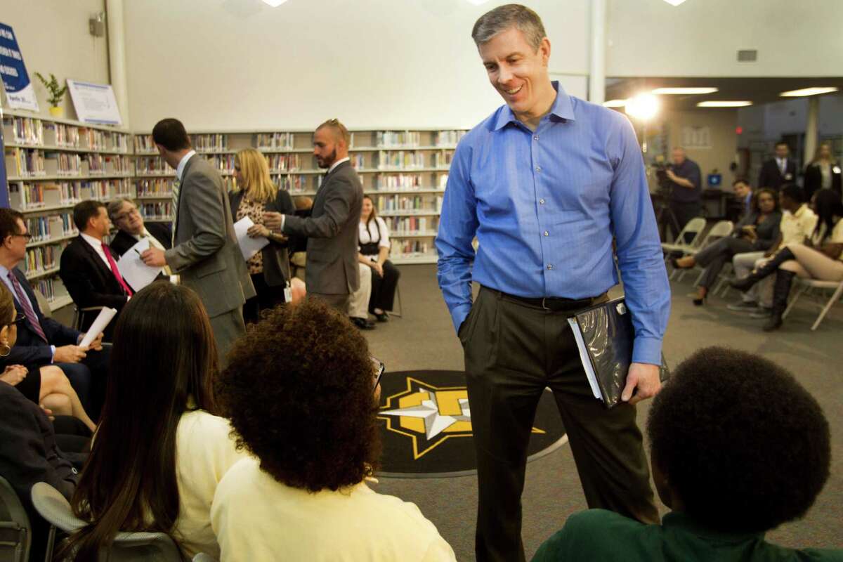 Education chief Duncan gets peek at work in progress at Lee High