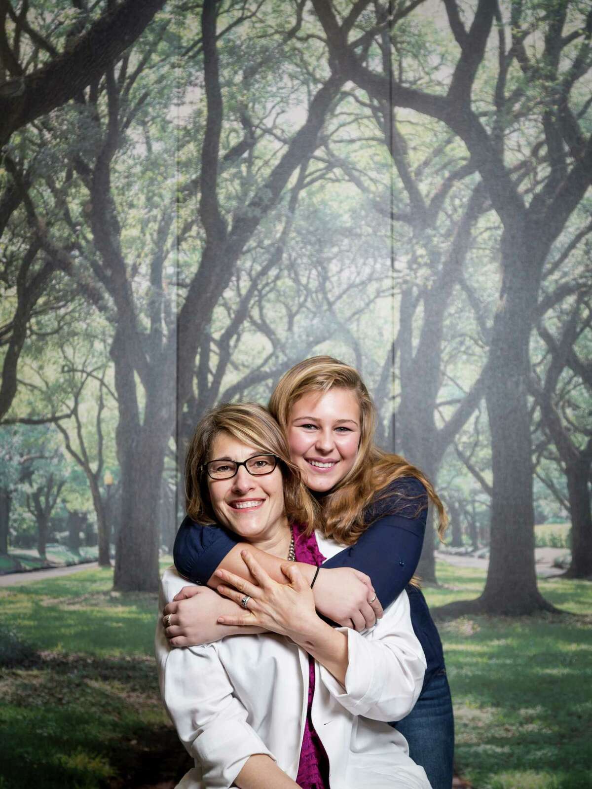 Dr. Lois Ramondetta and her daughter Jessica Bauer pose for a photo at MD Anderson's Ambulatory Clinic Building (Mays Clinic), Monday, Feb. 11, 2013, in Houston. ( Michael Paulsen / Houston Chronicle )