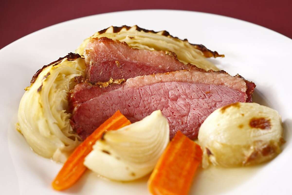 Roast Corned Beef With Cabbage, Onions & Carrots