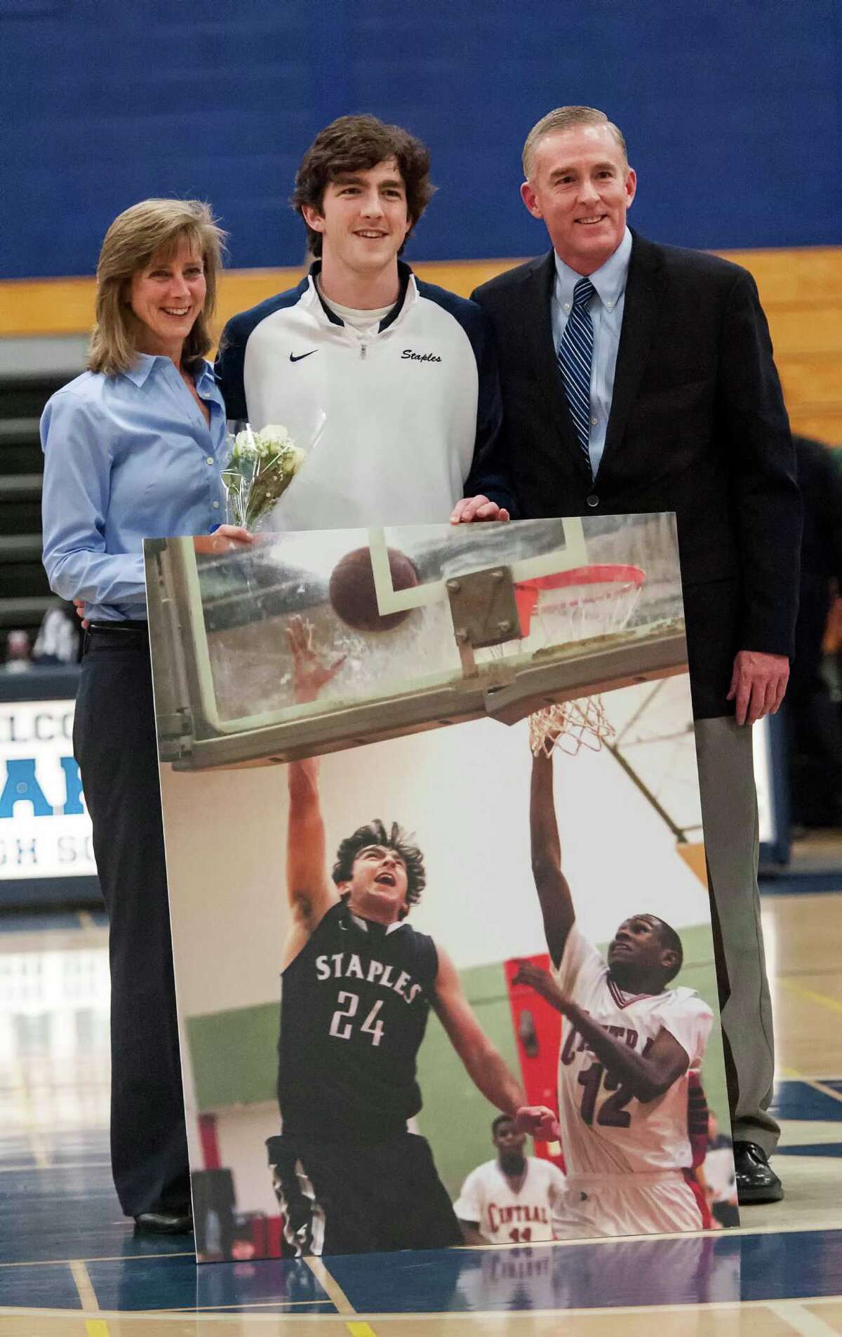 Staples loses to Bassick, out of FCIAC playoffs