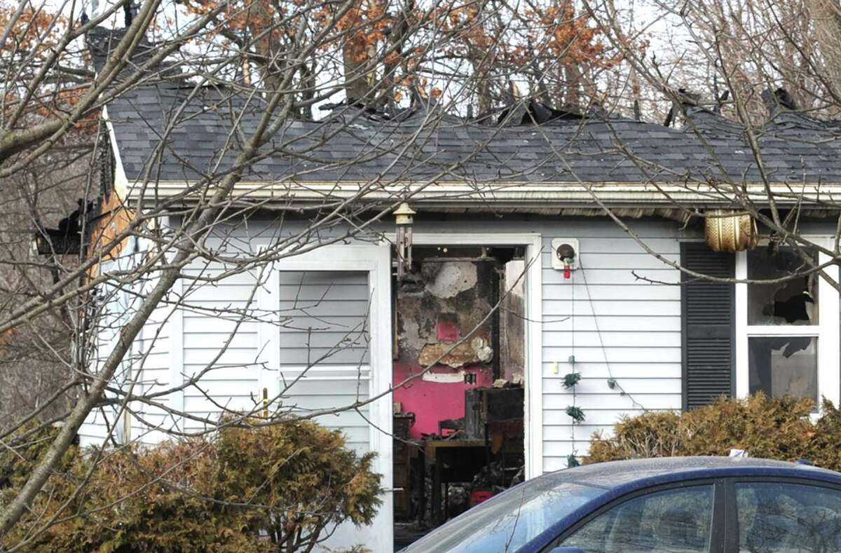 Glenmont fire is deadly