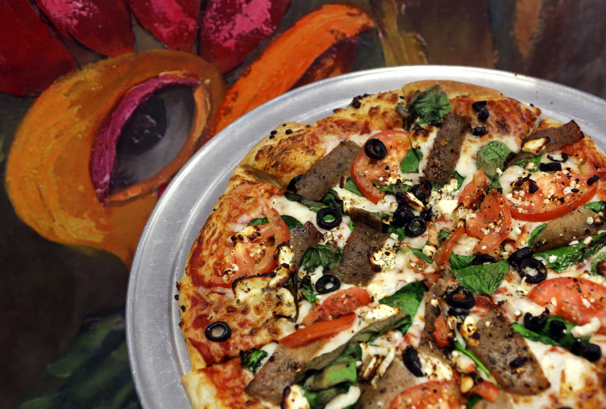 Dining On A Budget Gallo Pizzeria