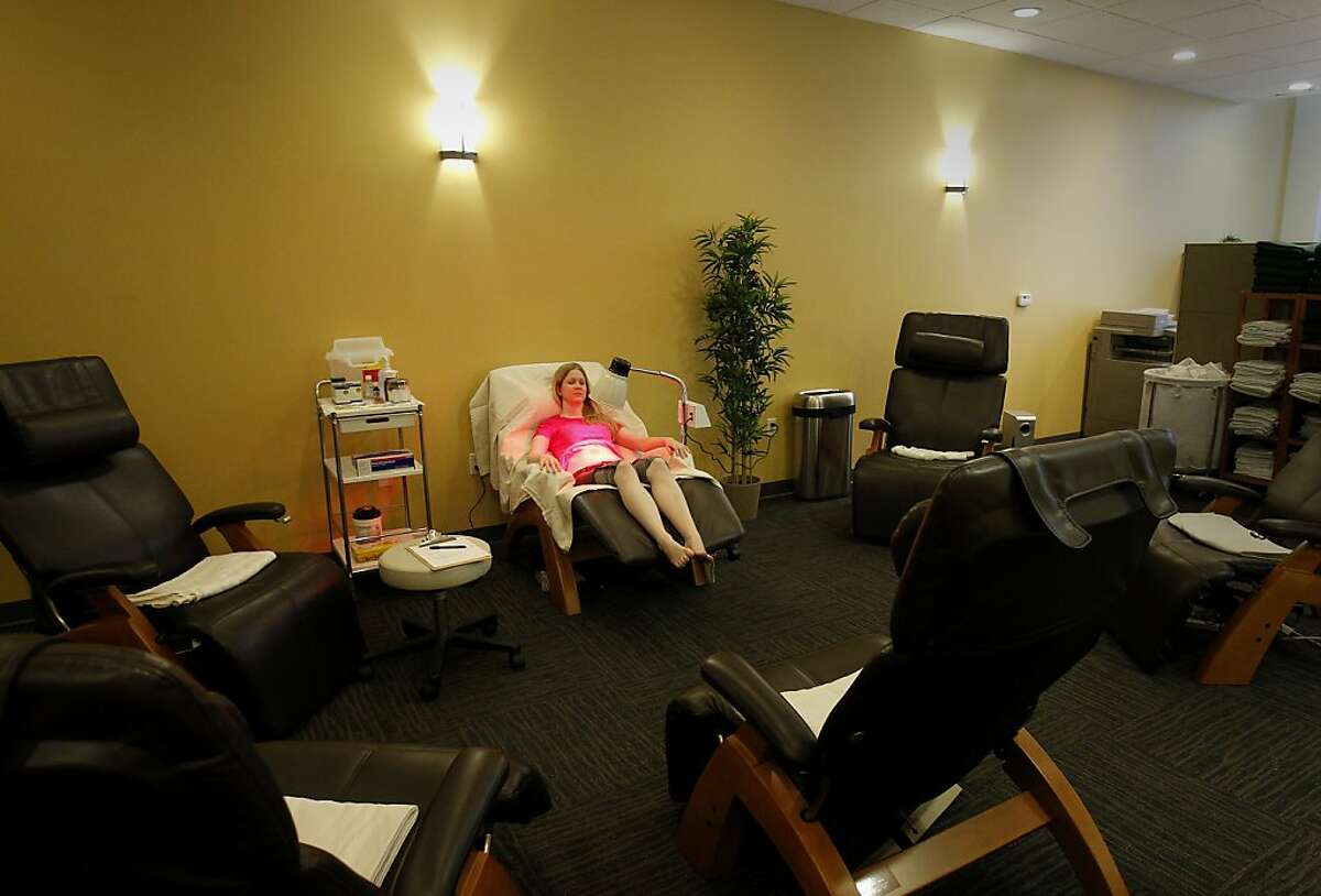 Acupuncture clinic opens in SF