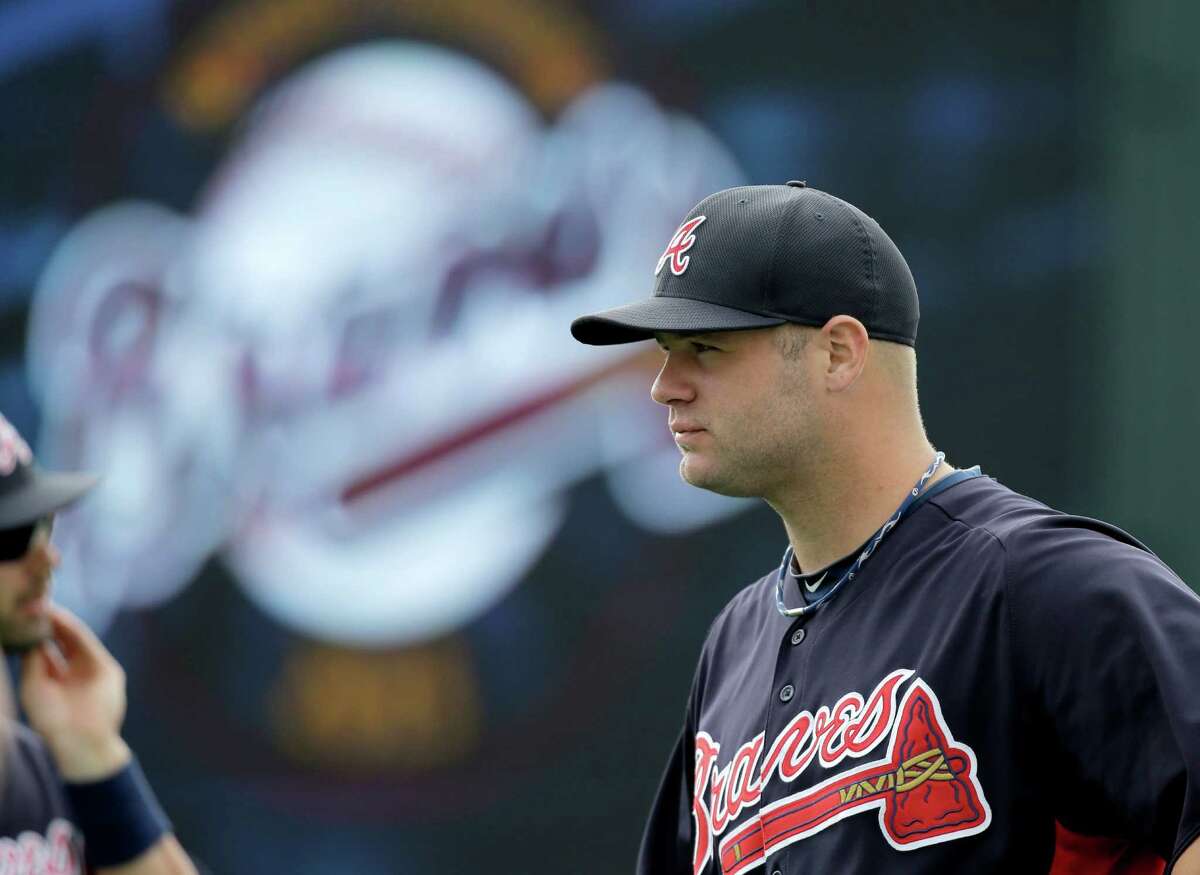 Evan Gattis wanders his way back to baseball