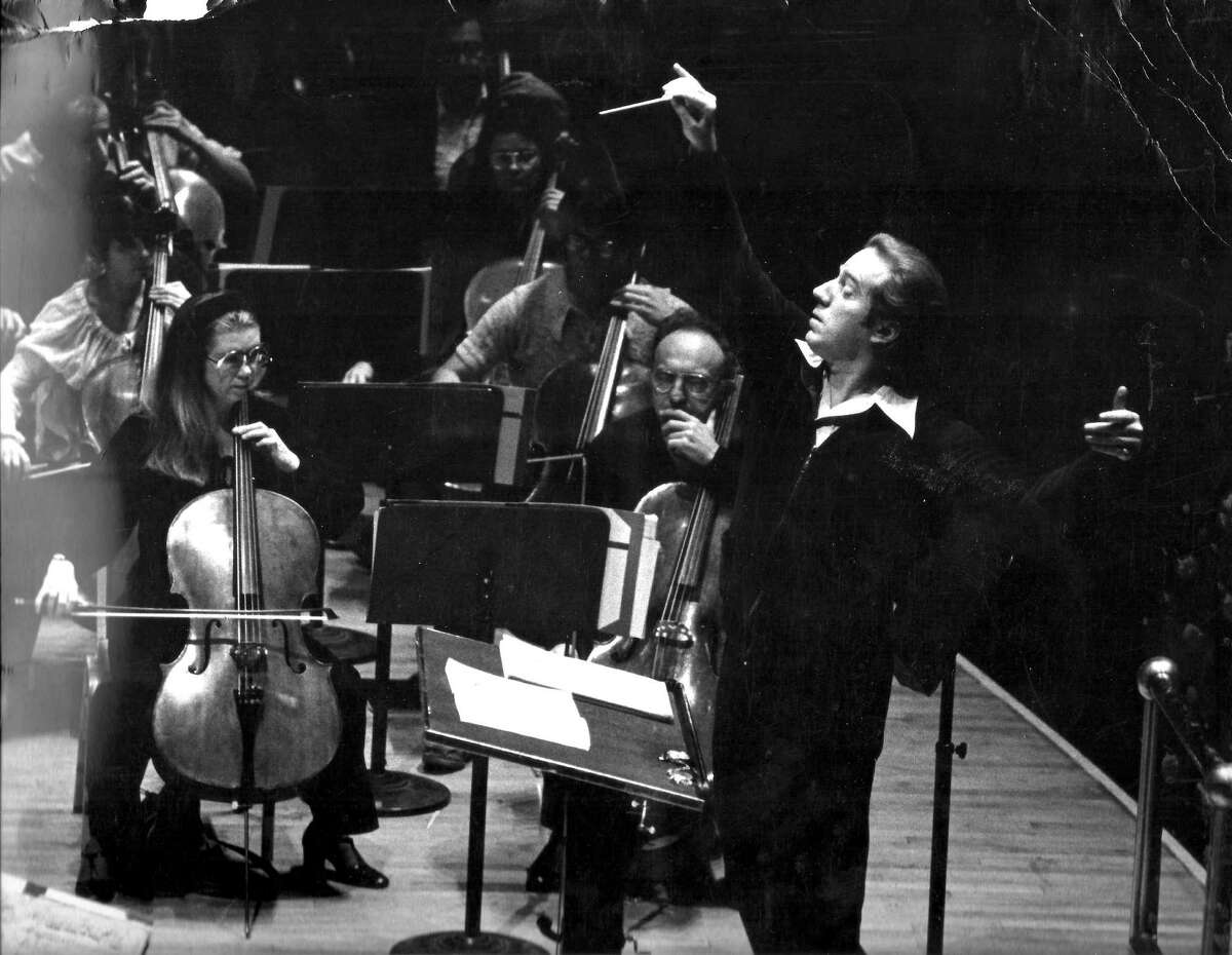 David Gilbert exhibits his flair in rehearsal with the American Symphony in Carnegie Hall, in the early 1970s.
