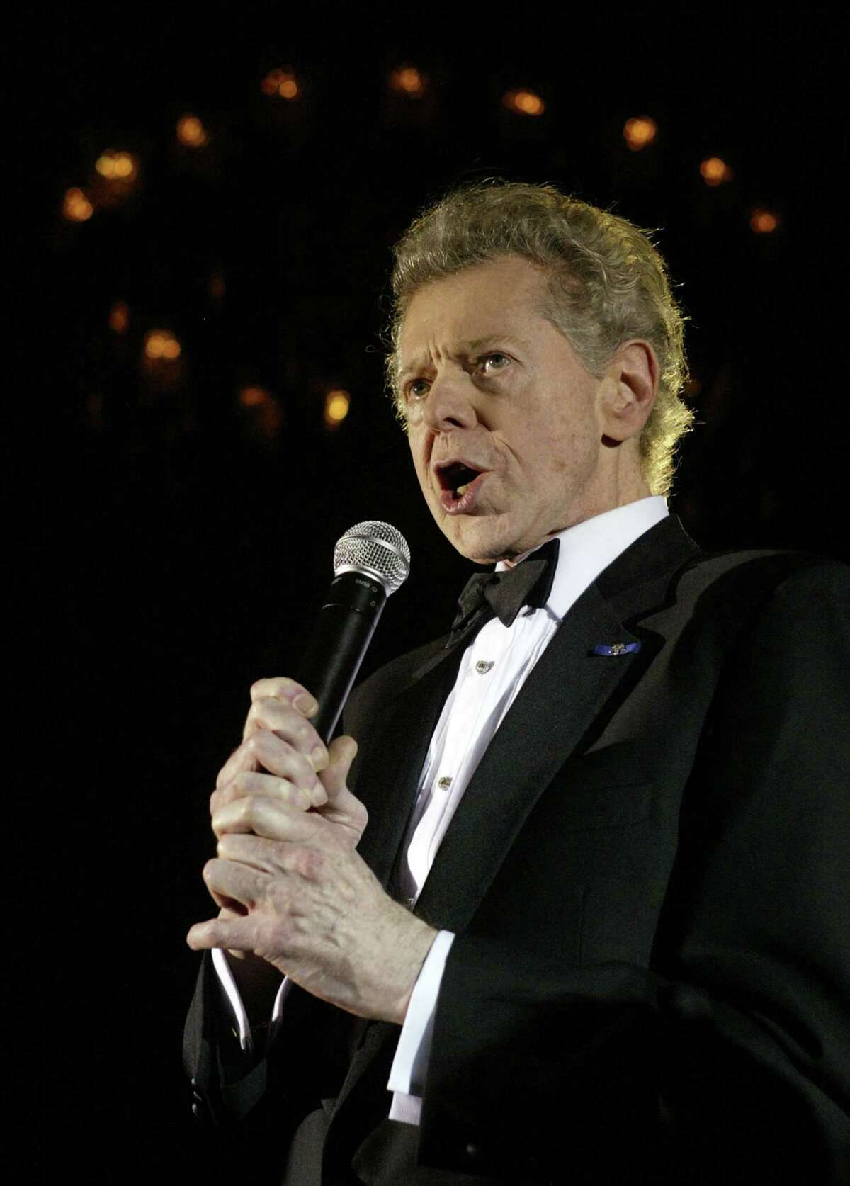 Van Cliburn, American classical pianist, dies at 78