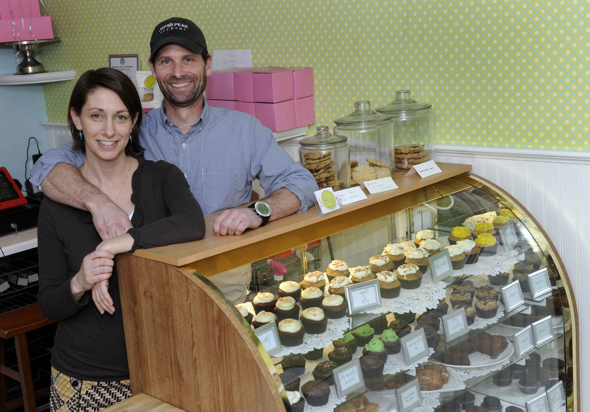 swoon at the cake box ridgefield ct Merle Burrows