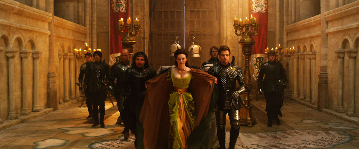 Warner Bros. Entertainment (L-r center) Mingus Johnston as Bald, EDDIE MARSAN as Crawe, ELEANOR TOMLINSON as Isabelle and Ewan McGregor as Elmont in New Line Cinema?s and Legendary Pictures? action adventure ?JACK THE GIANT SLAYER,? a Warner Bros. Pictures release.
