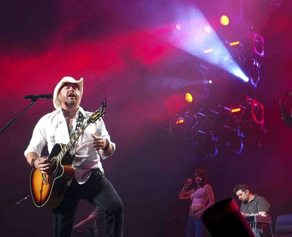 Toby Keith's bassist killed in Oklahoma car crash