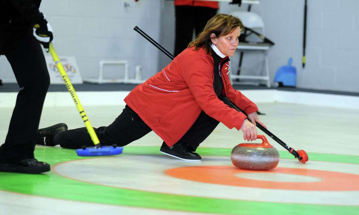 Curlers from Bridgeport's Nutmeg club on national stage