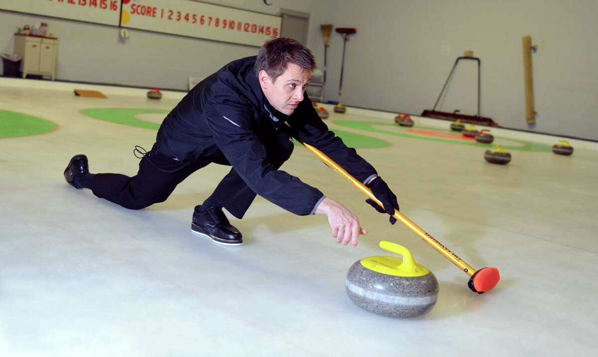 Curlers from Bridgeport's Nutmeg club on national stage