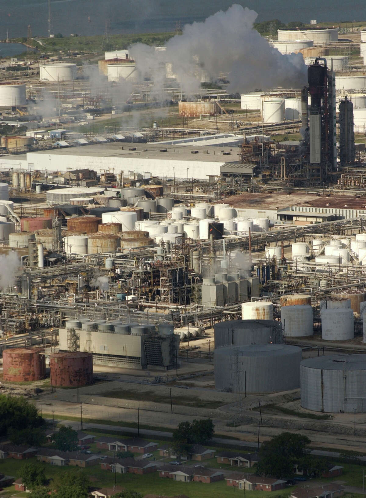 Exxon doubles down in multibilliondollar Baytown plant expansion