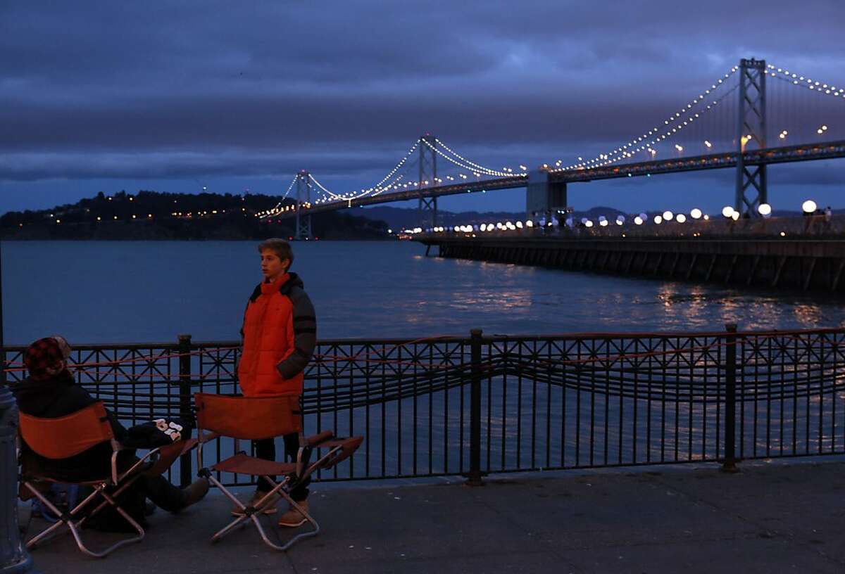 LED Display Puts Bay Bridge In New Light