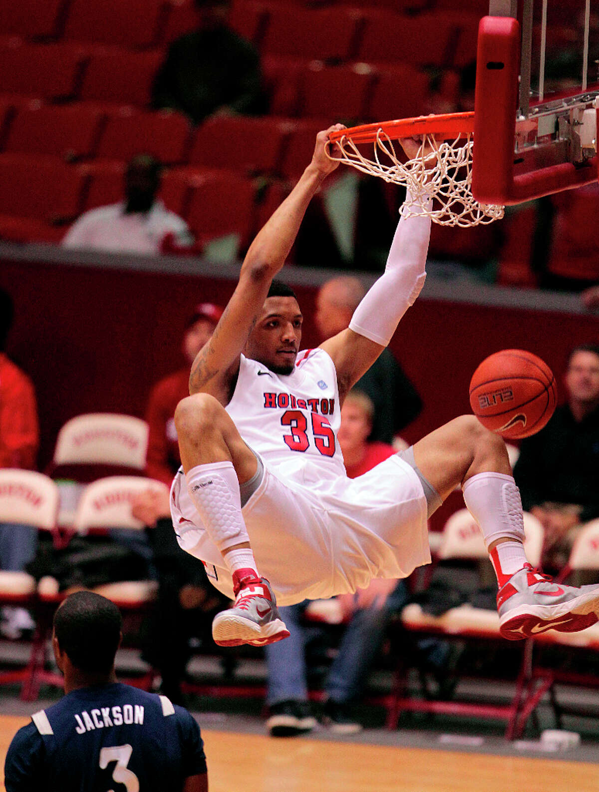 TaShawn Thomas and the Coogs will play host to the Longhorns on Wednesday night.