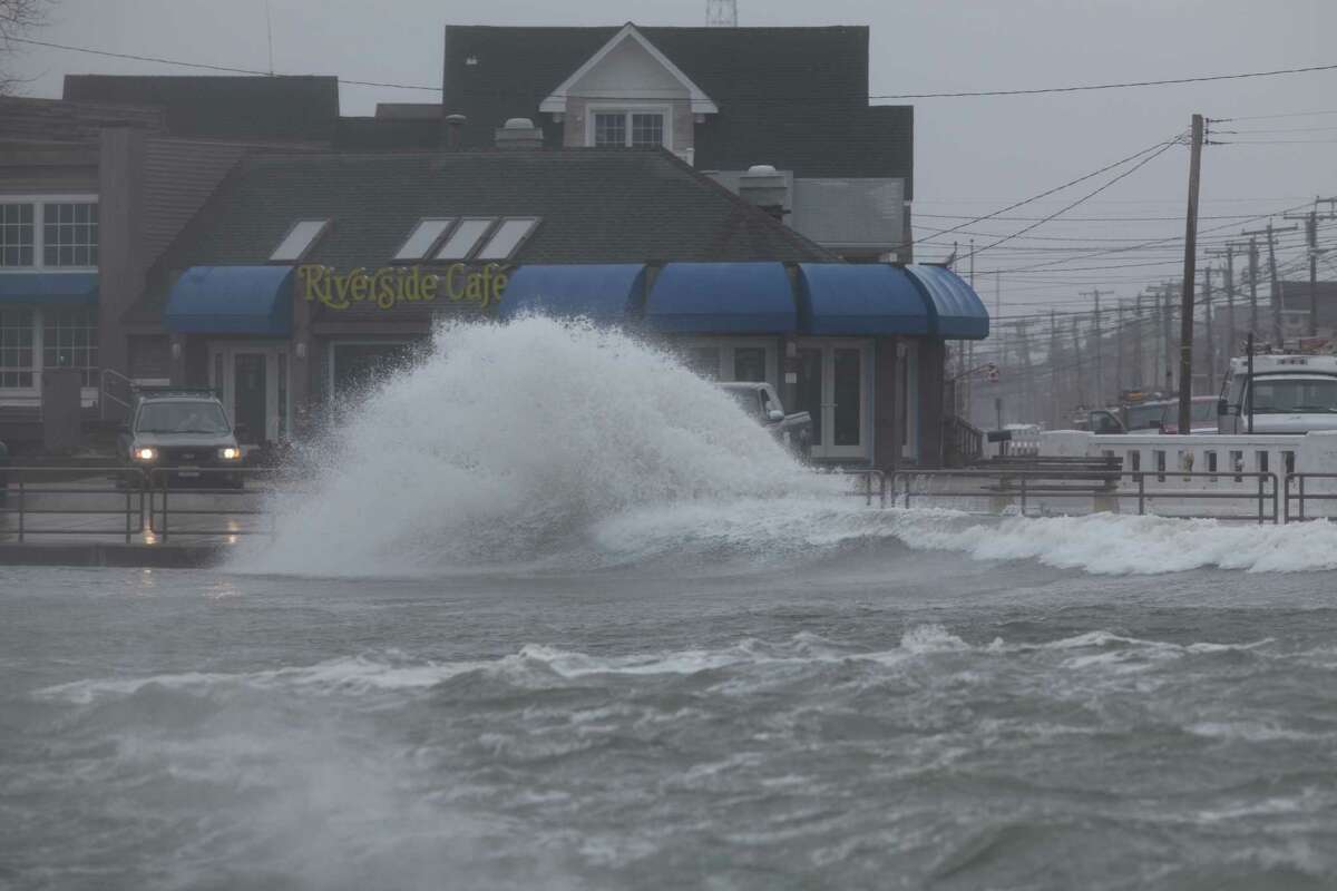 New England braces for coastal flooding