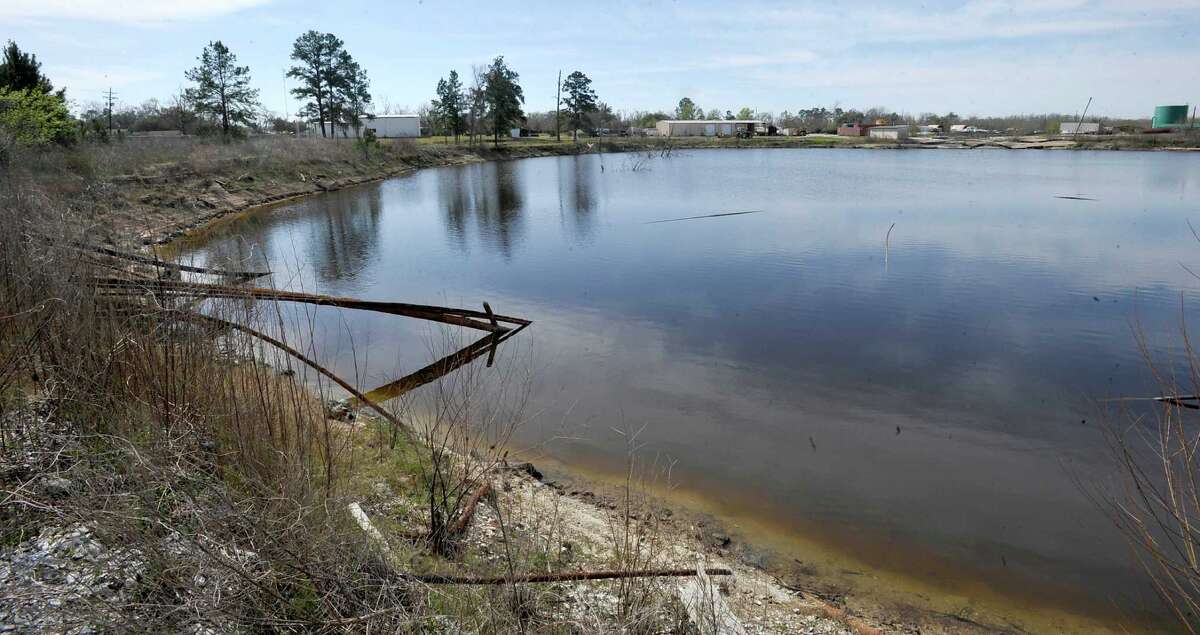 For Daisetta residents, sinkhole is just scenery now