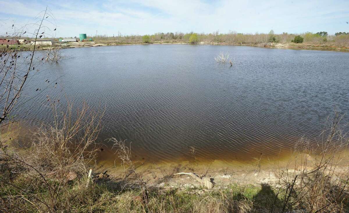 For Daisetta residents, sinkhole is just scenery now