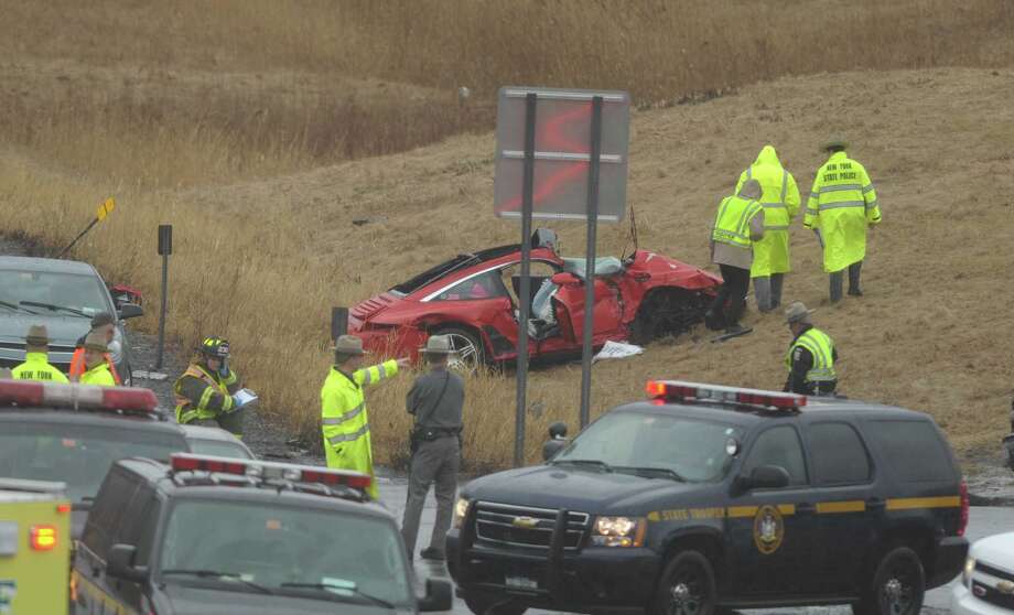 Northway buscar crash kills 1 Times Union