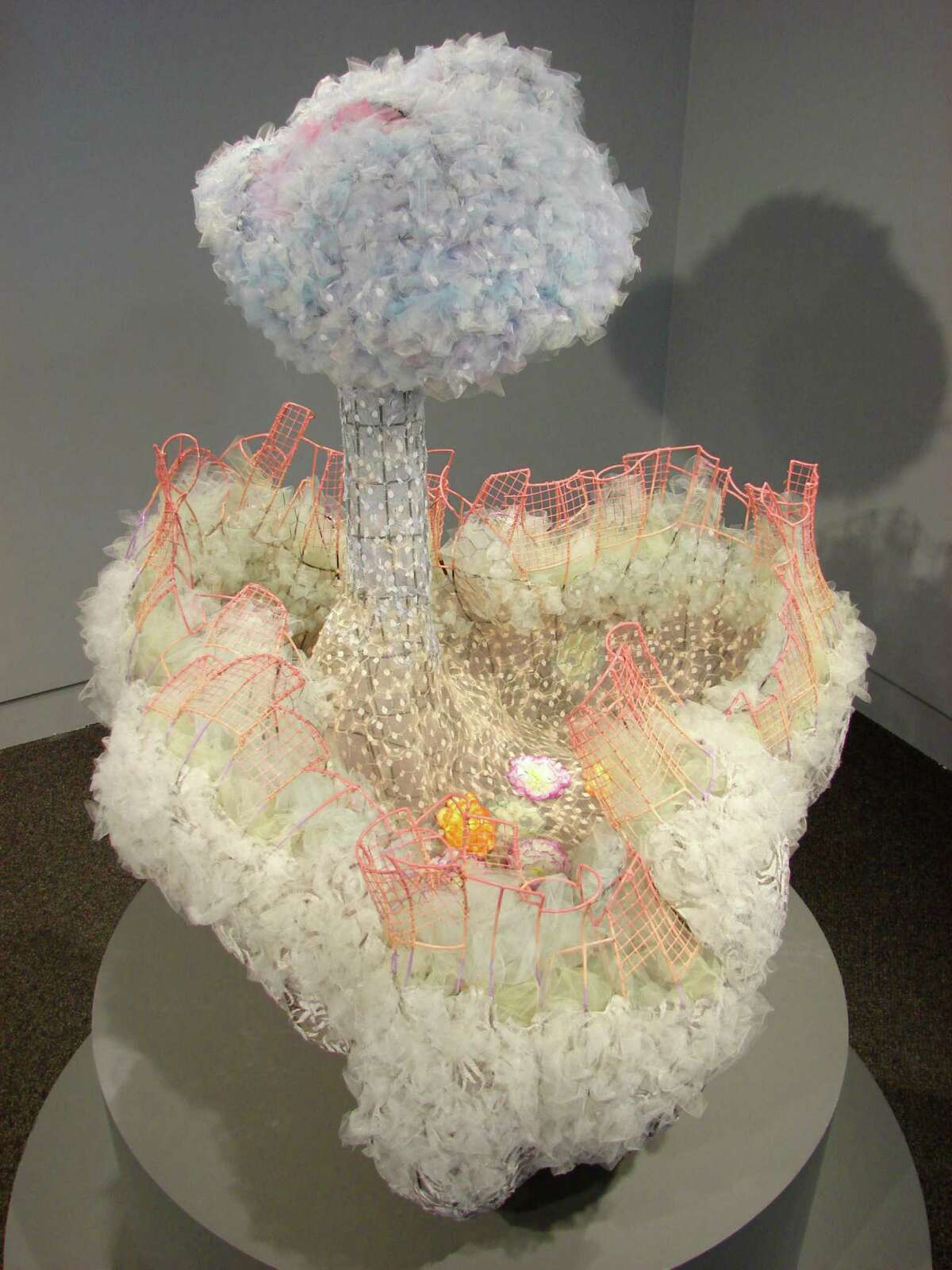 Susan Spencer Crowe, Underneath the Ruffles, Welded steel, chicken wire, hardware cloth, paint, fabric, 2003 (Courtesy Albany Airport Art & Culture Program)