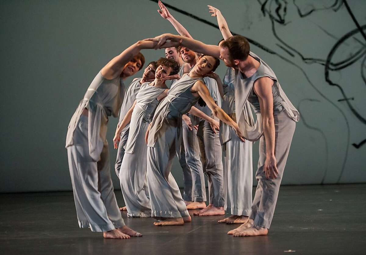 Members of the Trisha Brown Dance Company in Brown's "Les yeux et l'ame." Photo: Stephanie Berger