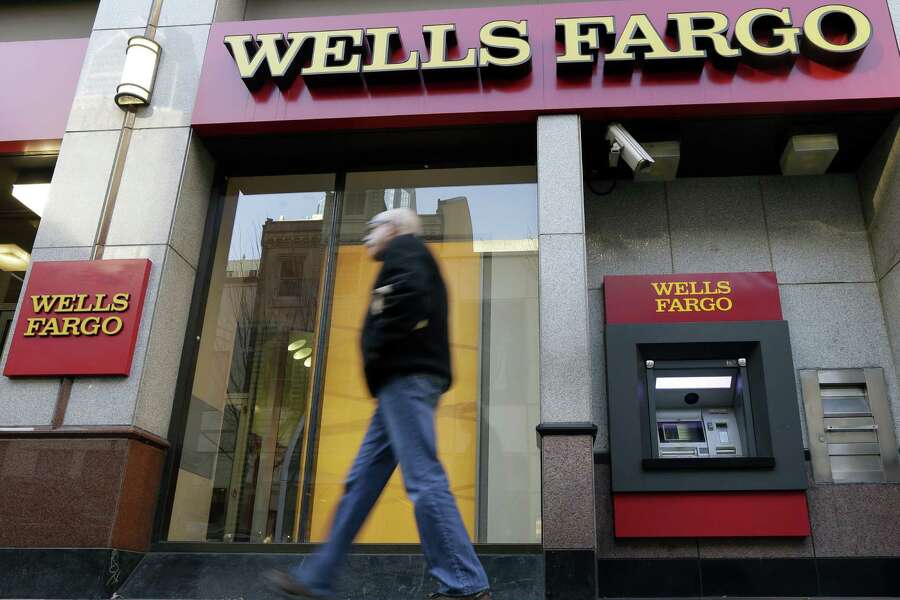 Wells Fargo, GM top list for Buffett - ExpressNews.com