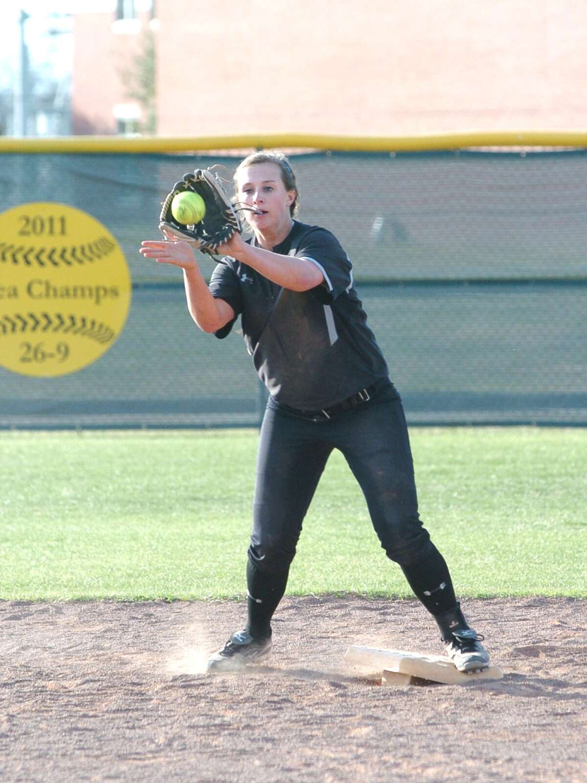 Softball: Foster Falcons fly to first state tournament berth