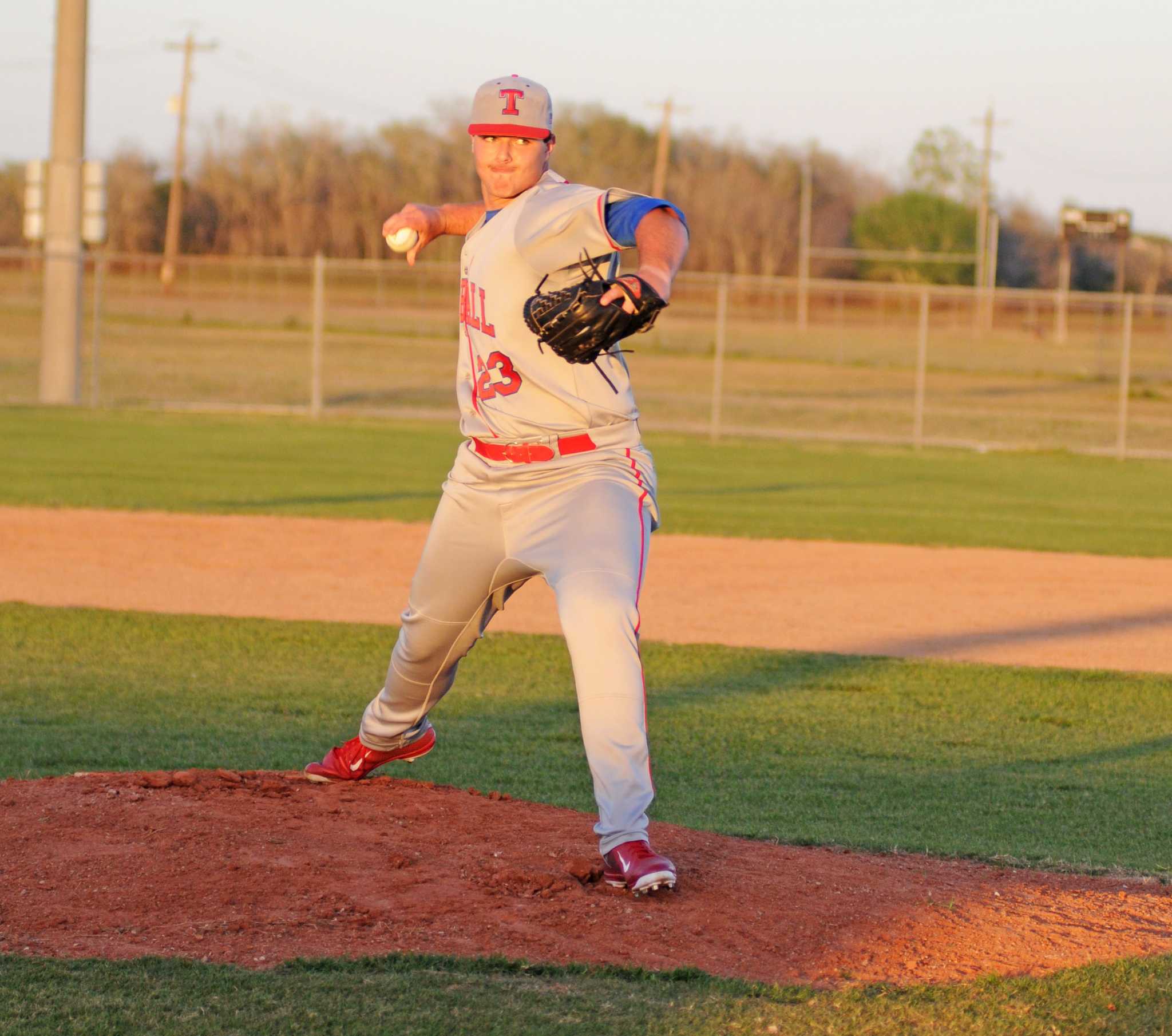 Baseball: Tomball tops state rankings