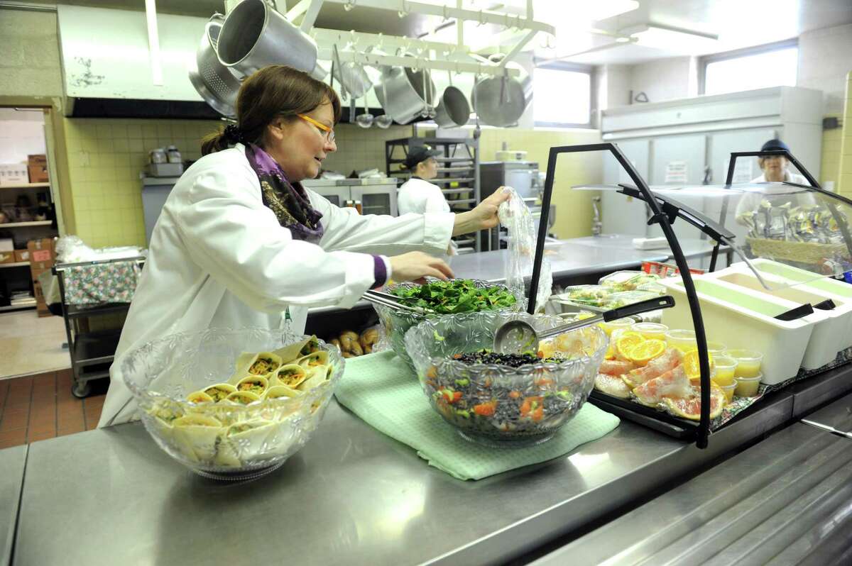 New healthy lunch program gets good reviews